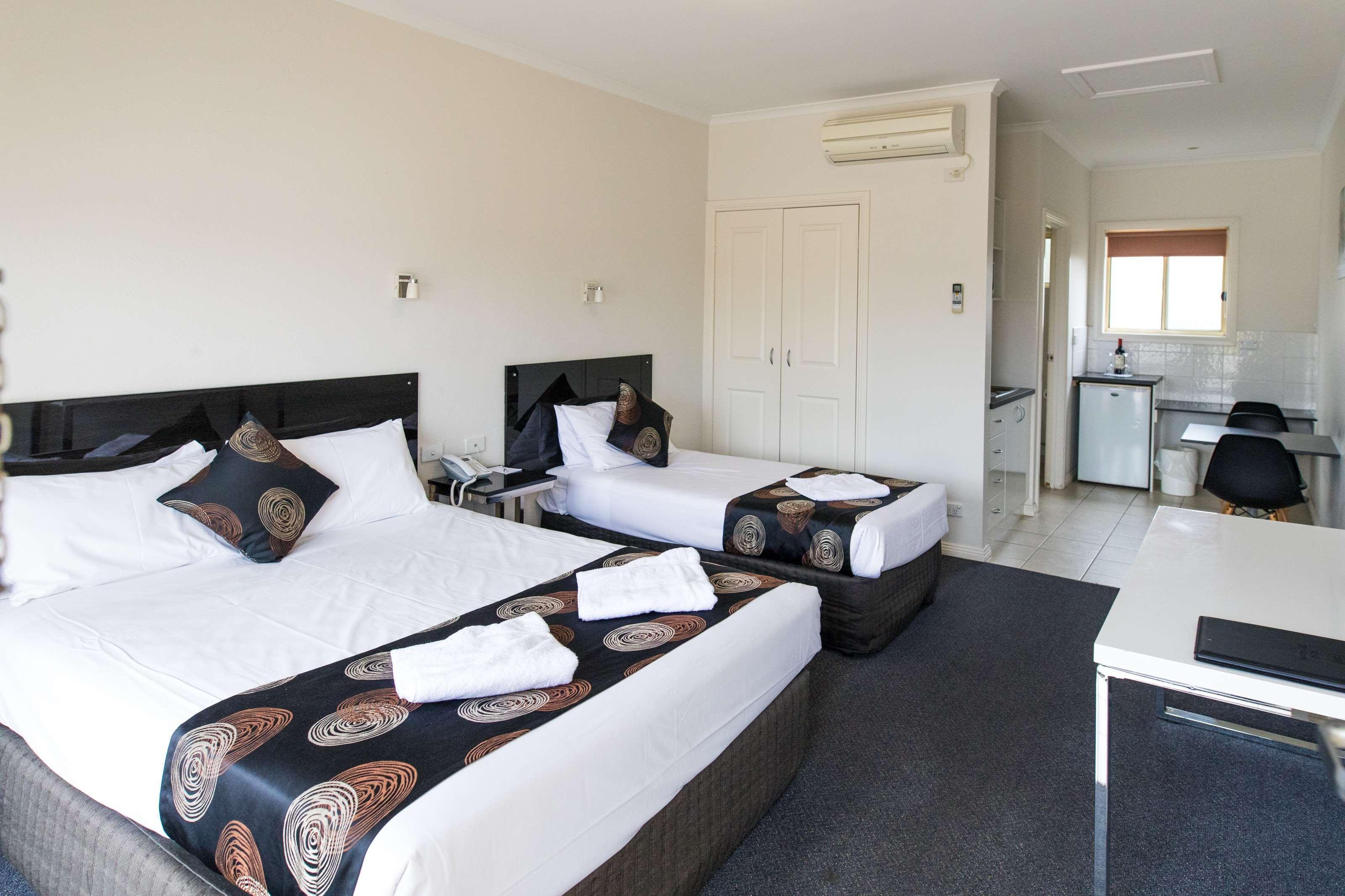 Best Western Mill Park Motor Inn Morang Екстер'єр фото