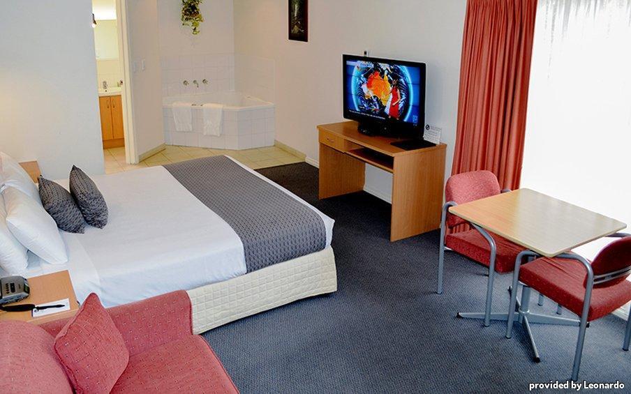 Best Western Mill Park Motor Inn Morang Екстер'єр фото