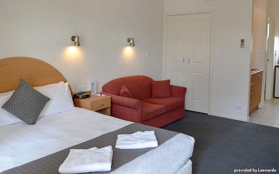 Best Western Mill Park Motor Inn Morang Екстер'єр фото