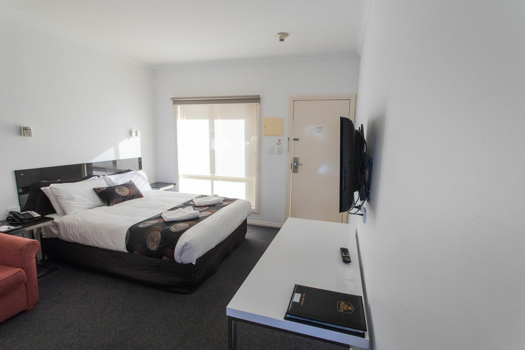 Best Western Mill Park Motor Inn Morang Екстер'єр фото
