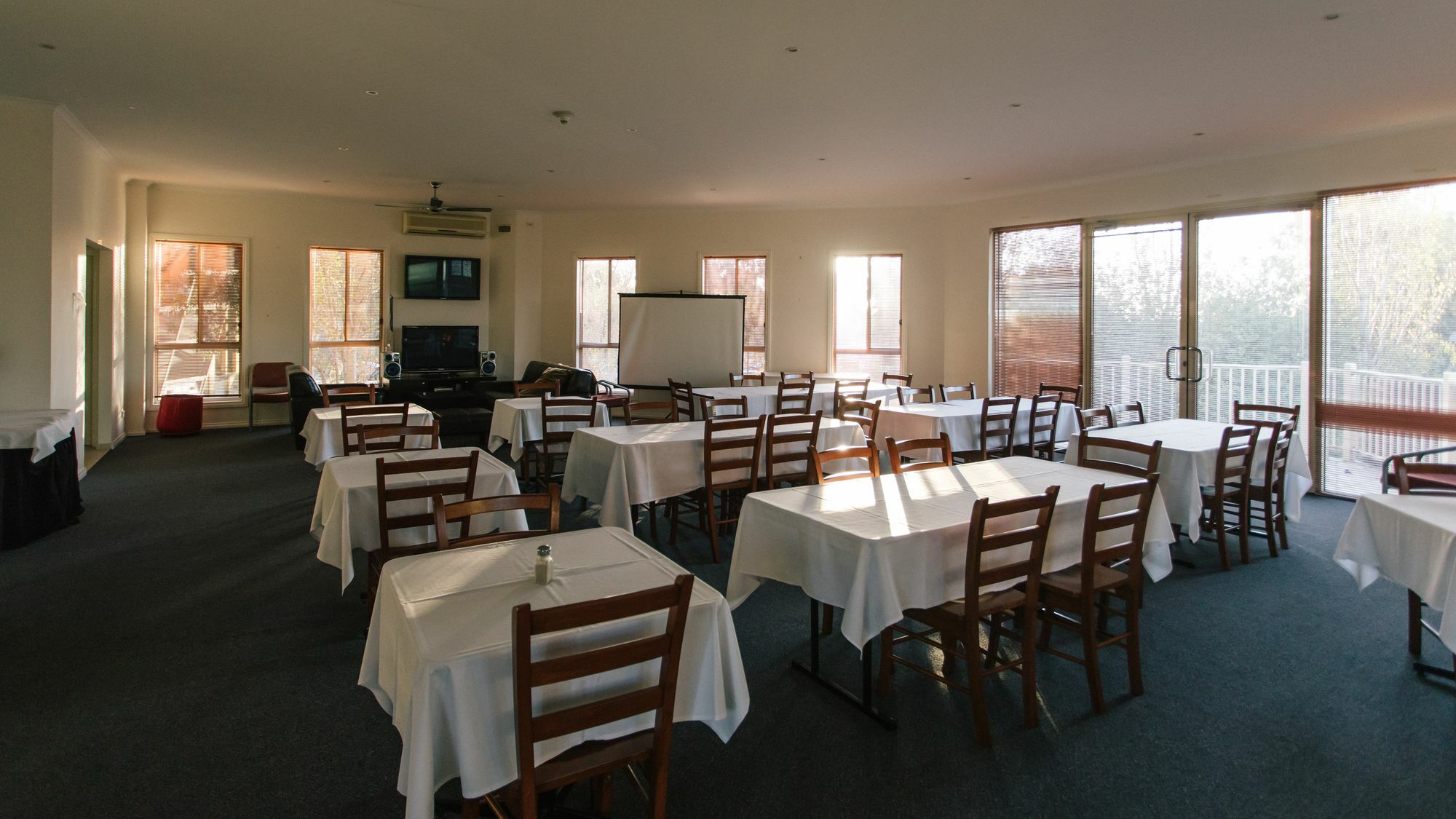 Best Western Mill Park Motor Inn Morang Екстер'єр фото